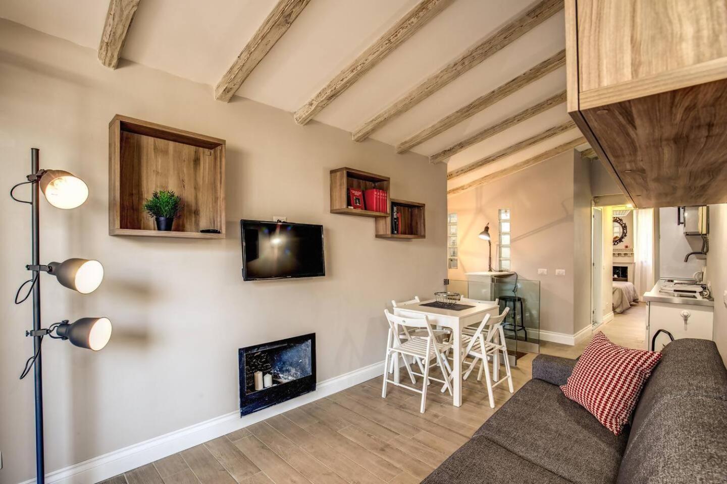 Attic With Terrace By Trevi Fountain Διαμέρισμα Ρώμη Εξωτερικό φωτογραφία