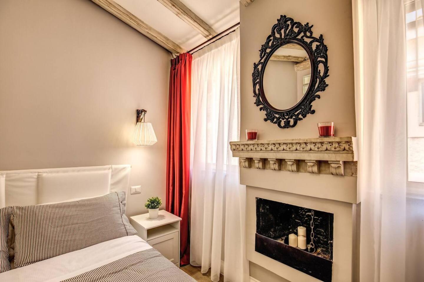 Attic With Terrace By Trevi Fountain Διαμέρισμα Ρώμη Εξωτερικό φωτογραφία