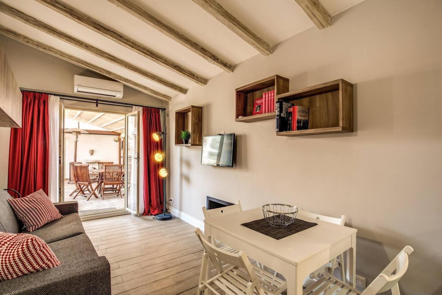 Attic With Terrace By Trevi Fountain Διαμέρισμα Ρώμη Εξωτερικό φωτογραφία