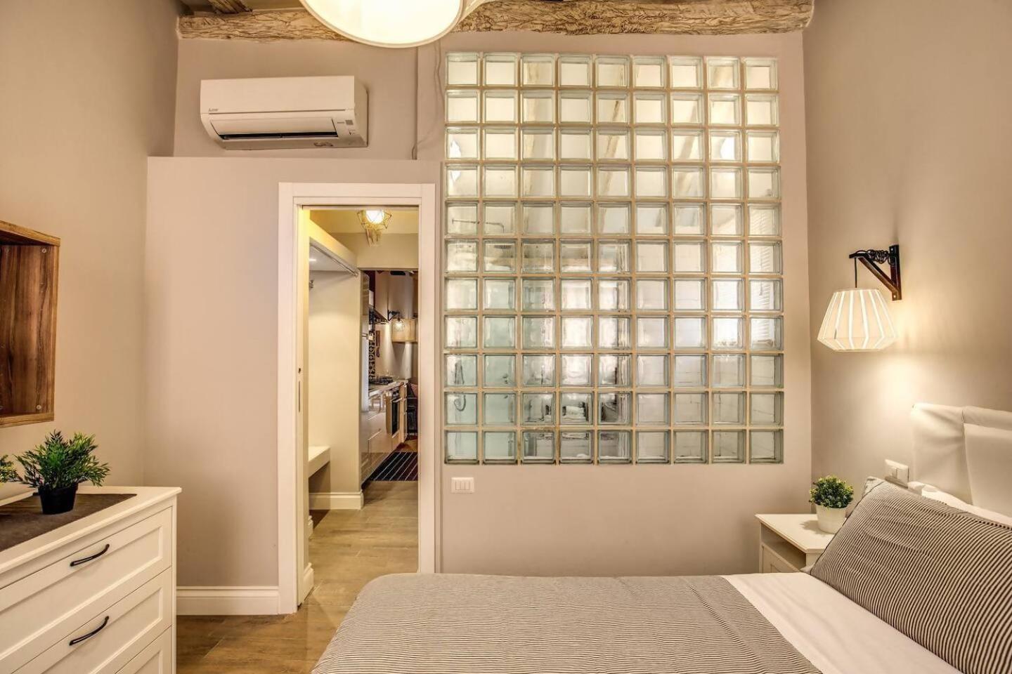 Attic With Terrace By Trevi Fountain Διαμέρισμα Ρώμη Εξωτερικό φωτογραφία