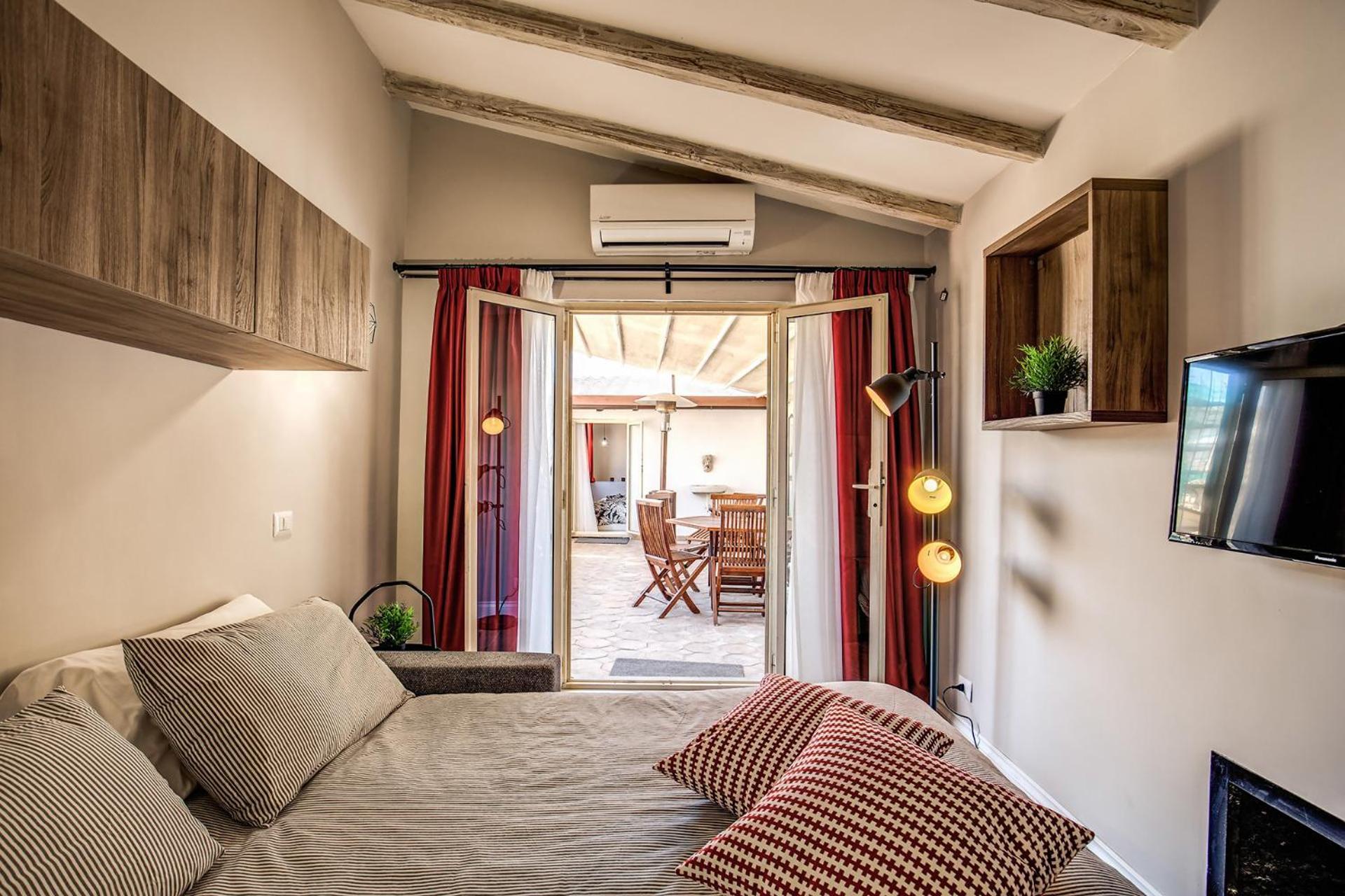 Attic With Terrace By Trevi Fountain Διαμέρισμα Ρώμη Εξωτερικό φωτογραφία